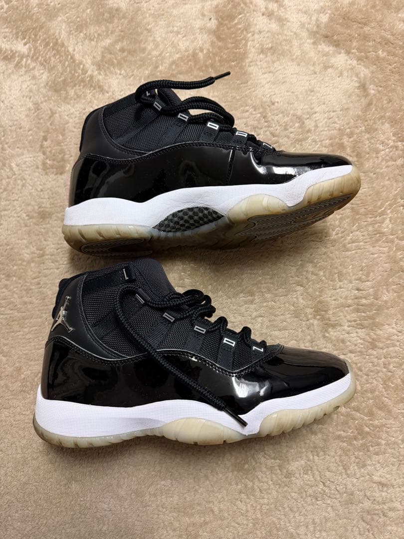 シューズ(男性用) Nike Air Jordan 11 \"Jubilee\"