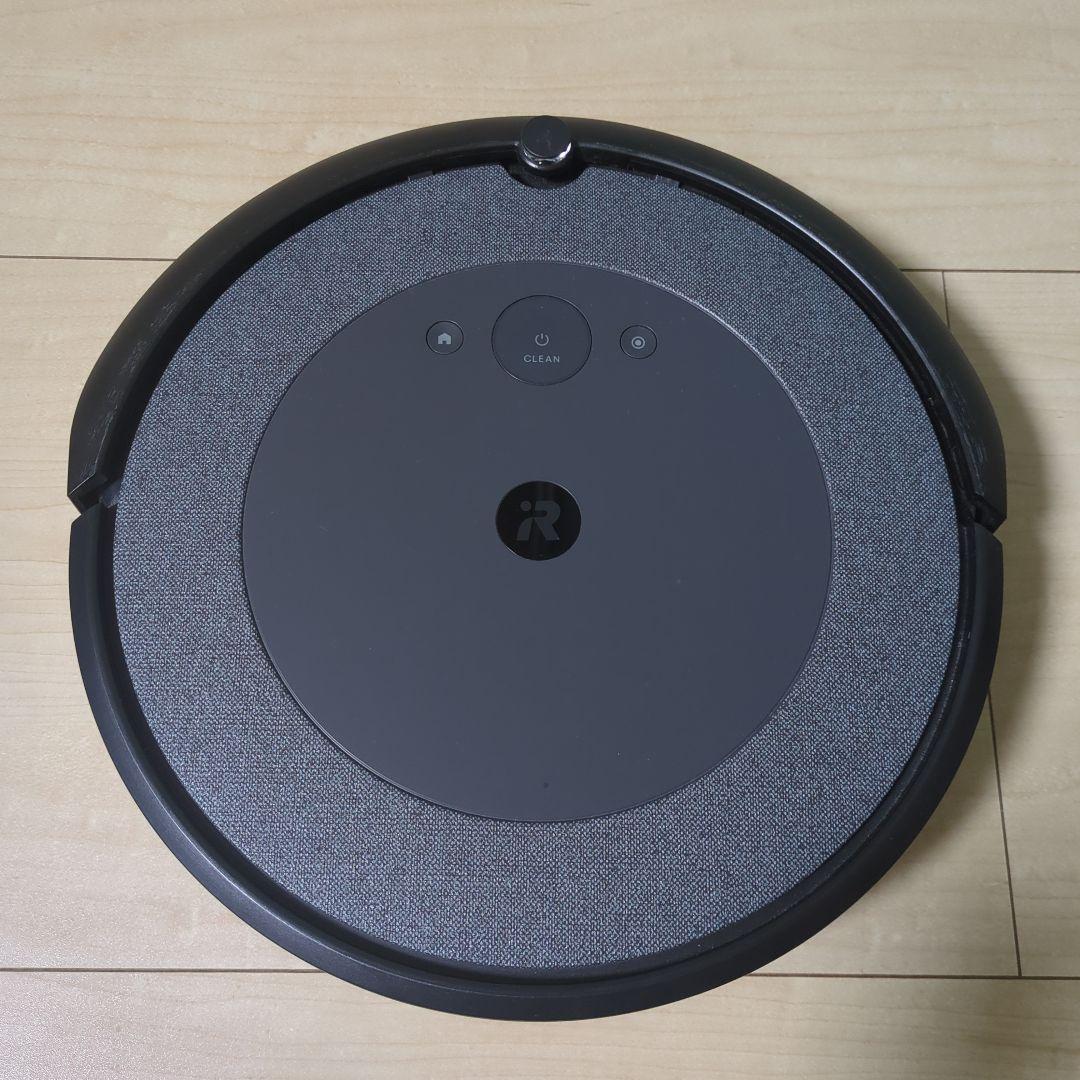 iRobot ルンバi3 充電ドック付き - メルカリ