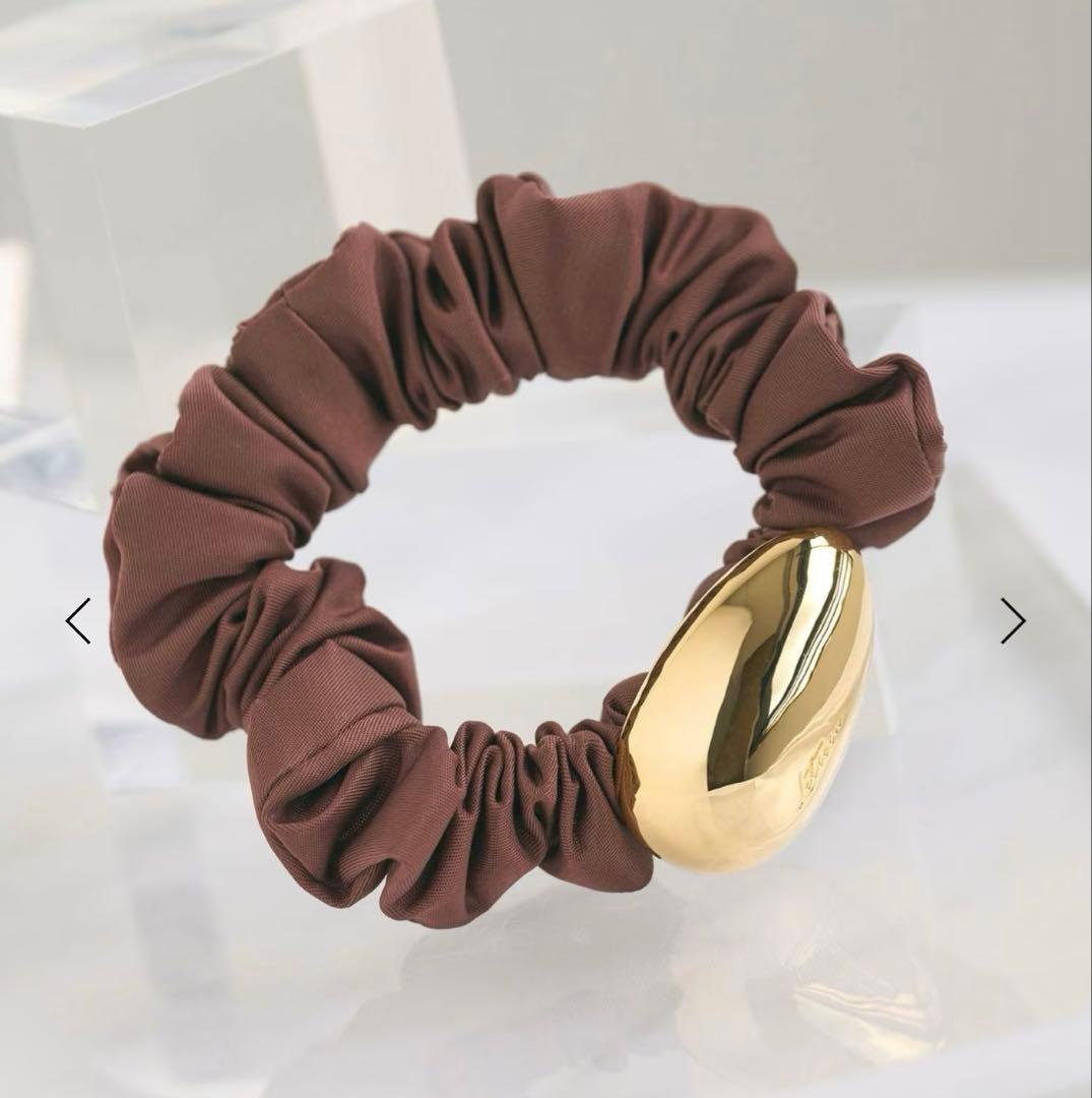 新品　＜LETICIA> エッグ ナイロン シュシュ　ダークブラウン 別注】＜LETICIA＞エッグ ナイロン シュシュ/ワイン