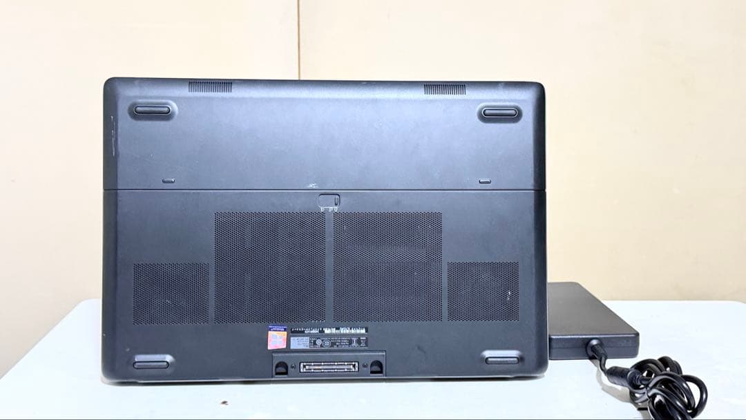 p*e様 precision 7720 xeon E3-1575m v5 p40 - メルカリ