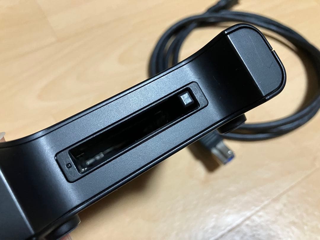 実用中古動作品】SONY SxS US20カードリーダー USB接続 - メルカリ