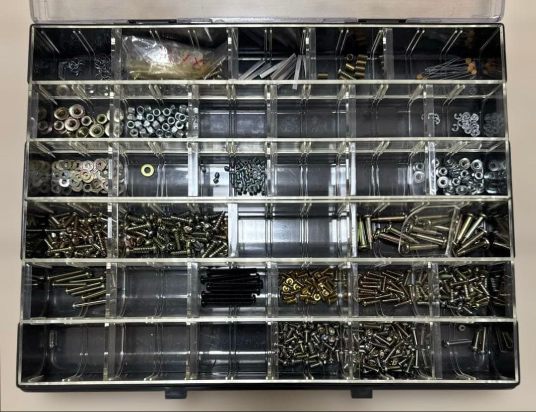 タミヤ　当時物　RC パーツボックスとバラ部品セット