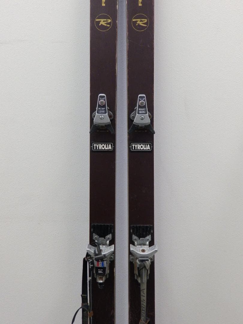 ROSSIGNOL STRATO 102 スキー板・ストック コンパーデル付き - メルカリ