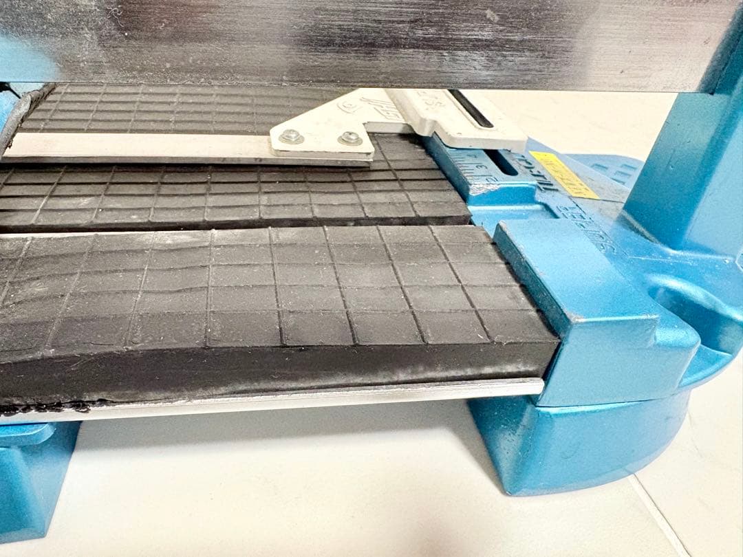 タイルカッター 石井 NEWスーパー2 S−1032B - メルカリ