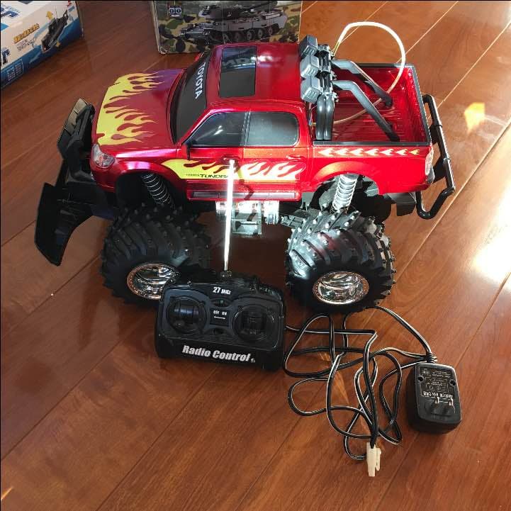 TOYOTA タンドラ  ラジコンロールカー ラジコン