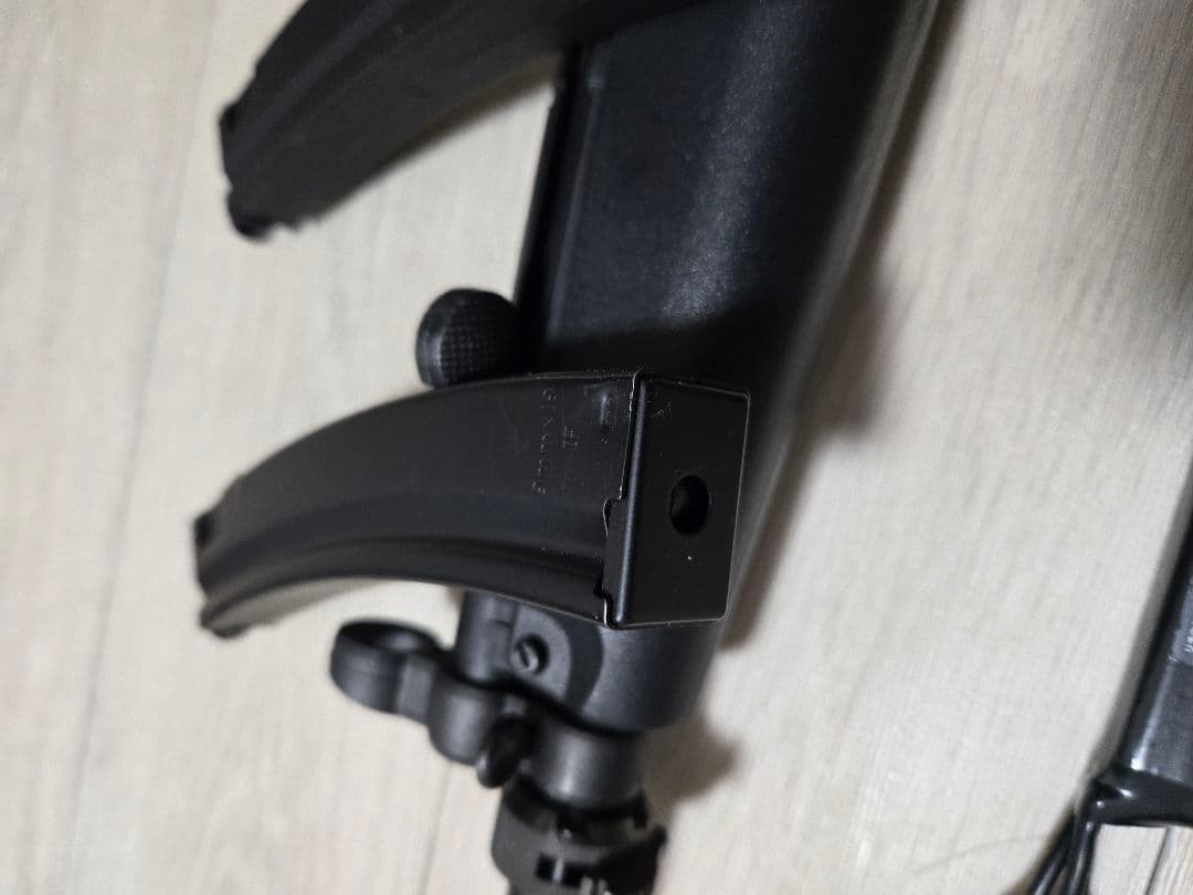 ひ*貨様 MP5 電動ガン ドラムマガジン付き