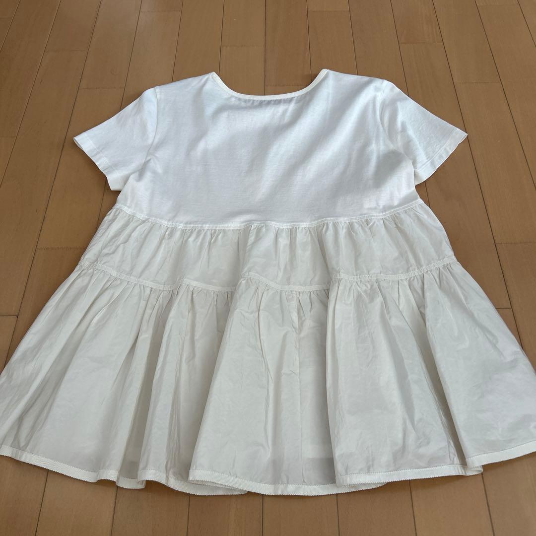 MONCLER ホワイト フレアTシャツ！お値下げしました！ - メルカリ