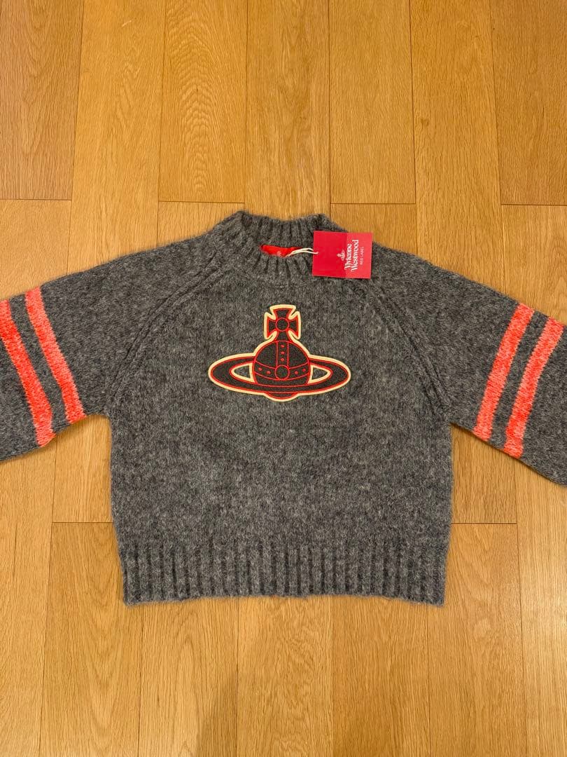 Vivienne Westwood フラッフィーニットクルーネックトップ - メルカリ