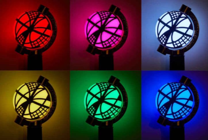 SixTONES オリジナルペンライト YOUNG OLD - メルカリ