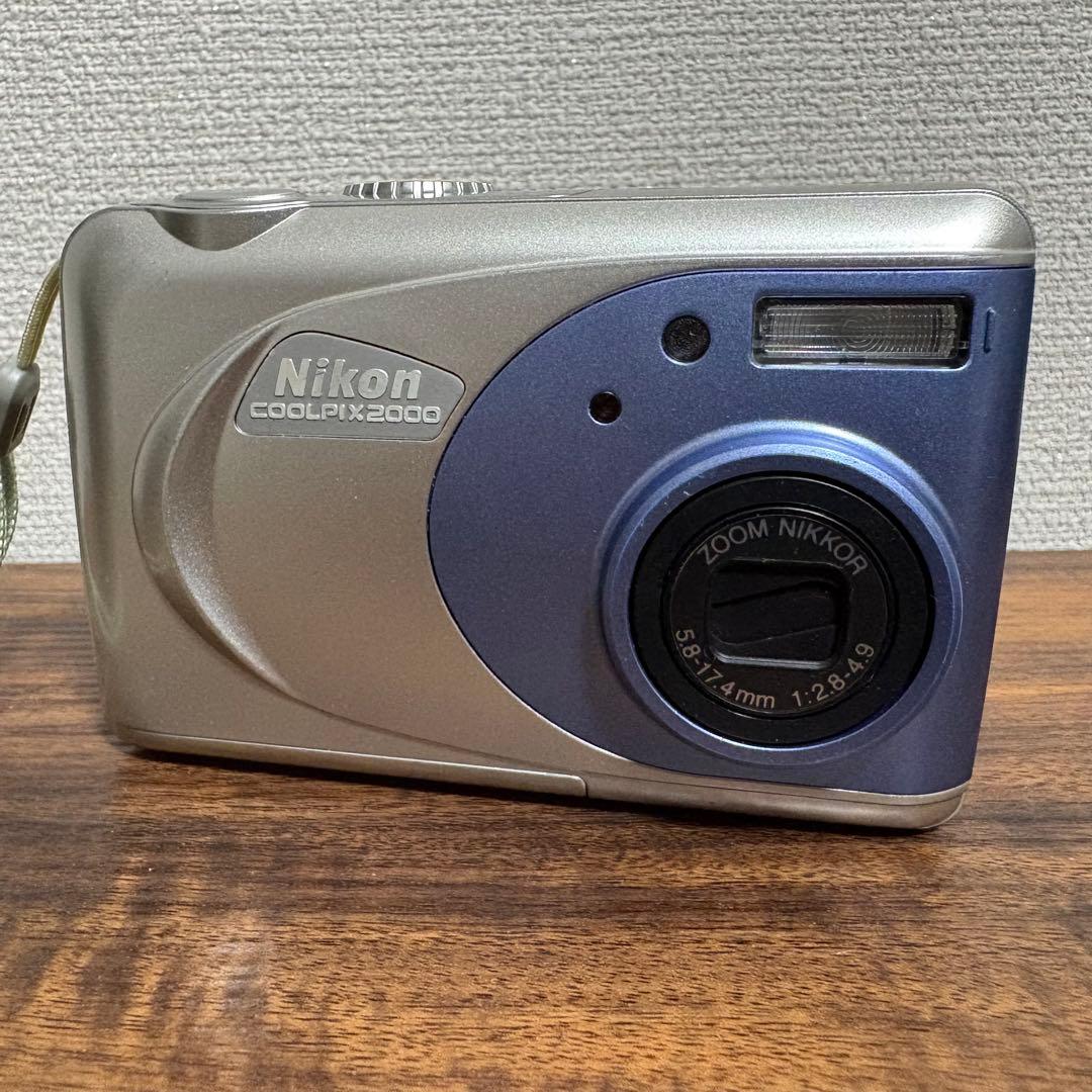 作例有】Nikon COOLPIX E 2000 コンデジ 単三電池 - メルカリ
