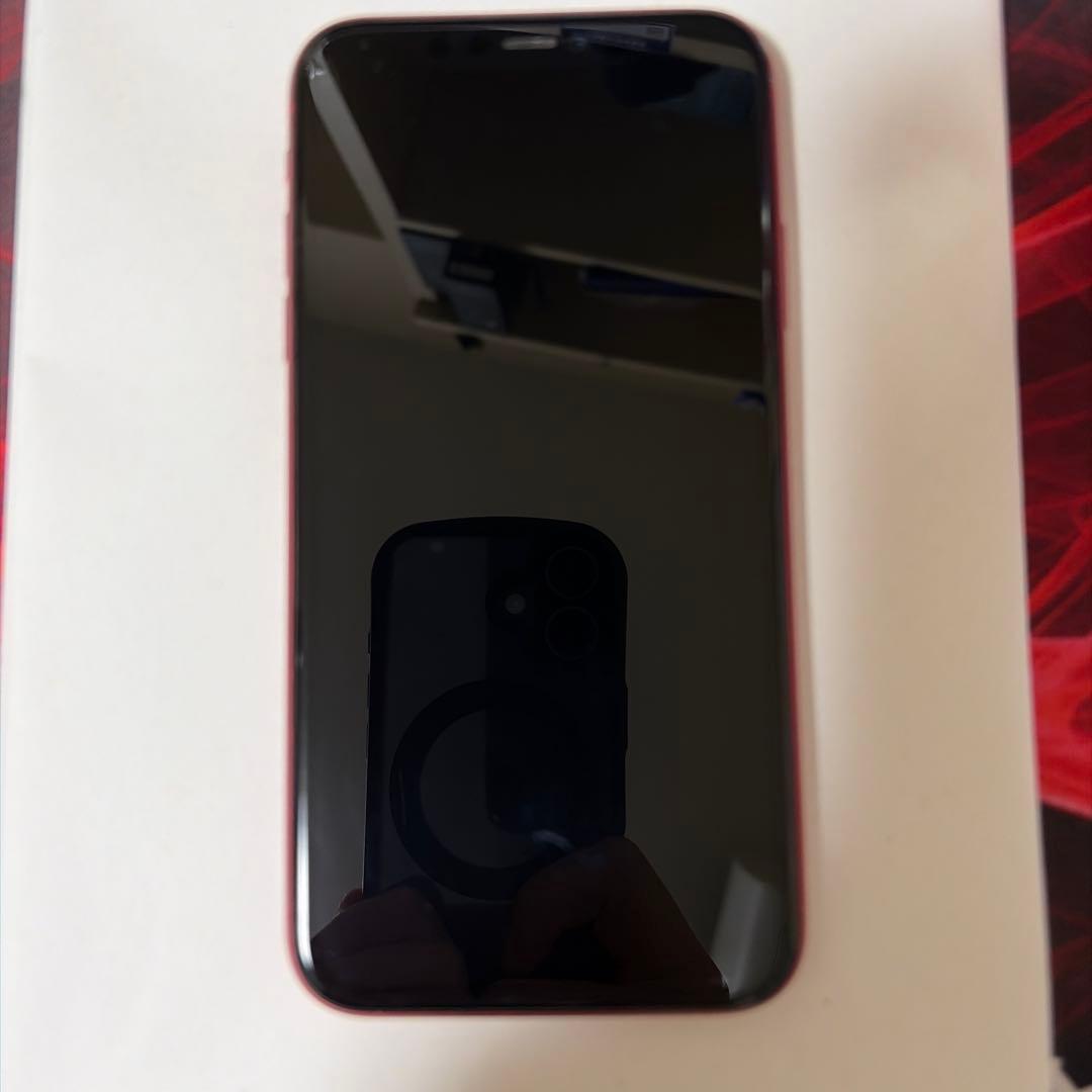 Apple iPhone 11 PRODUCT(RED) 本体 64gb - メルカリ