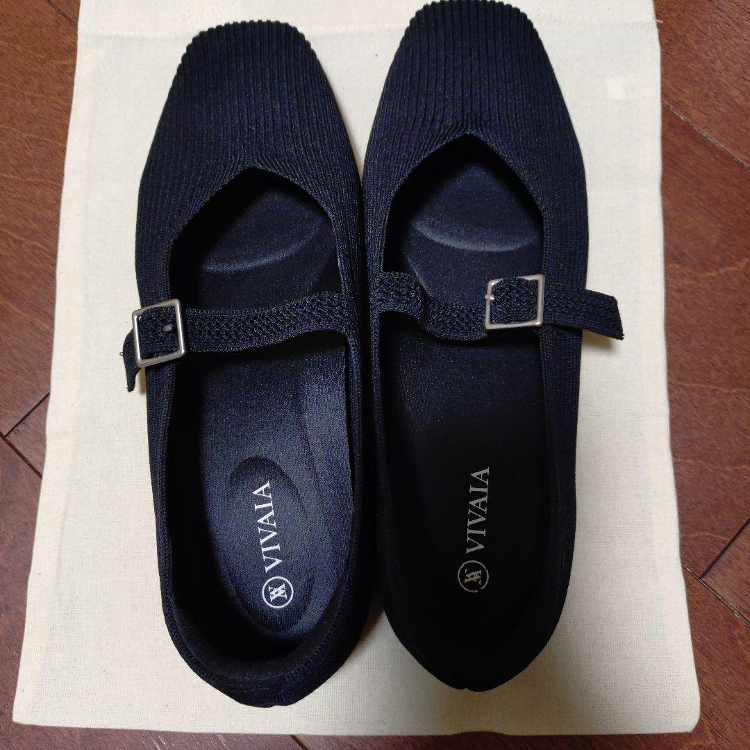 VIVAIA ブラックニットパンプス ストラップ付き 履き心地やみつき感激】ポインテッドトゥスリットストラップ5cm