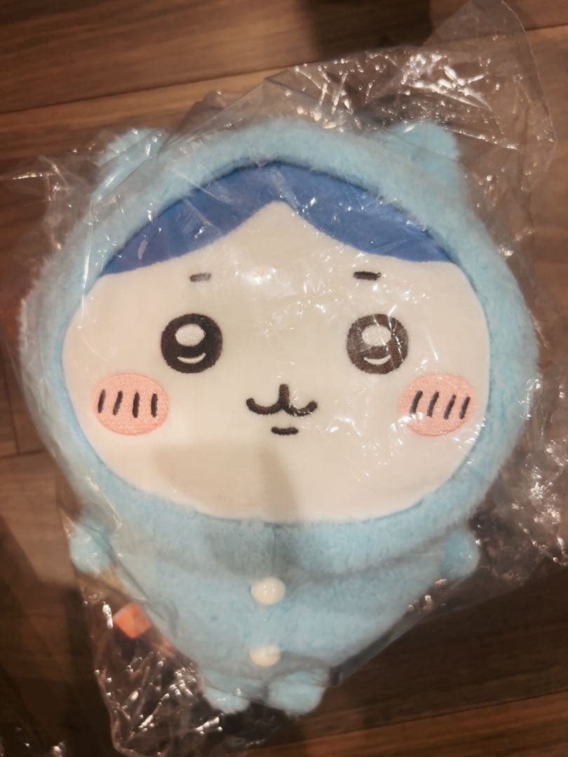 ちいかわ　ハチワレ　うさぎ　海外限定 ジャマぬいぐるみ