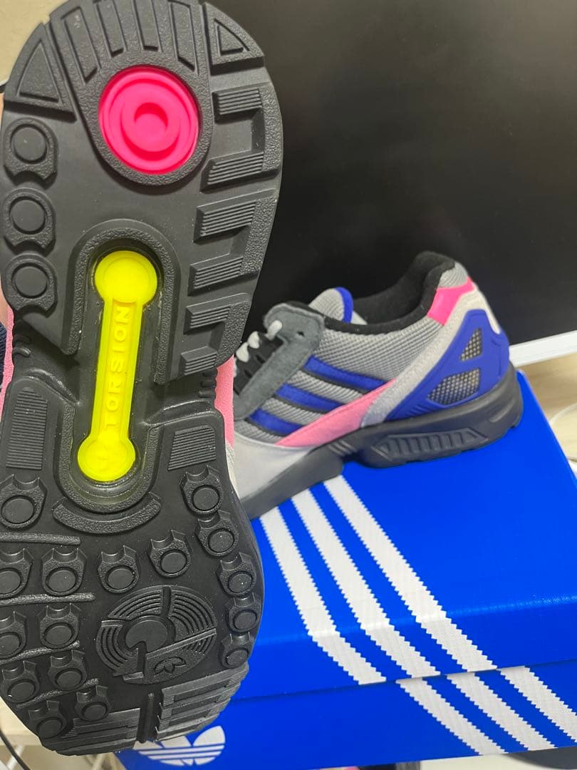 パパさん専用adidas ZX 8000 グレー/ピンク/ブルー 265 - メルカリ