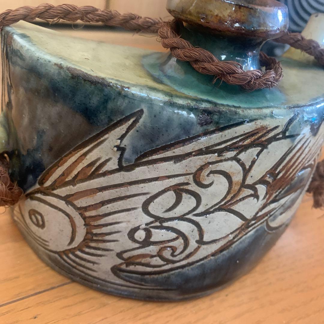 クレイユモントロー バルボティーヌの苺皿 FRAISE レリーフプレート