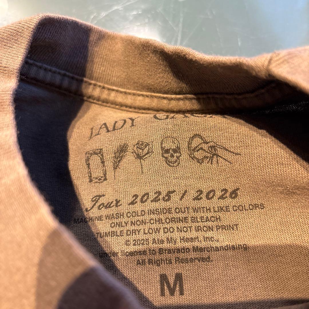 レディガガ 新品 Mayhem グッズ コンサート M 2026 ライヴ - メルカリ