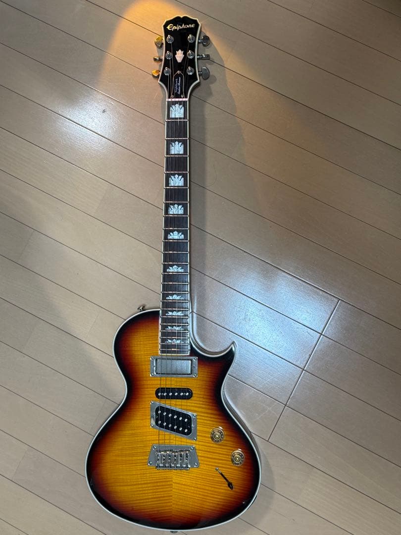 ギター Epiphone Les Paul Nighthawlk Amazon.com: Epiphone EXCLUSIVE Les Paul Custom Figured, Root Beer