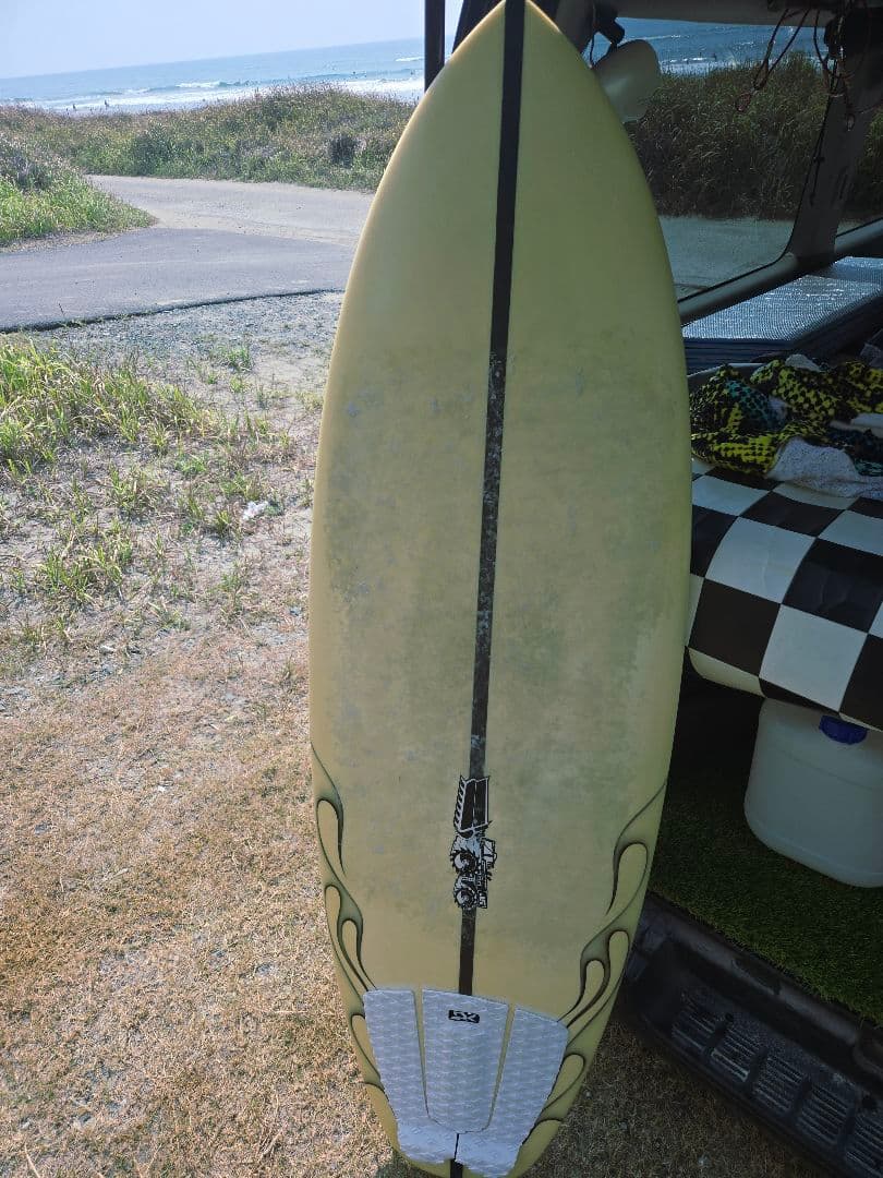 サーフボード　ショートボード 5.6 js 33.2L　★値引き