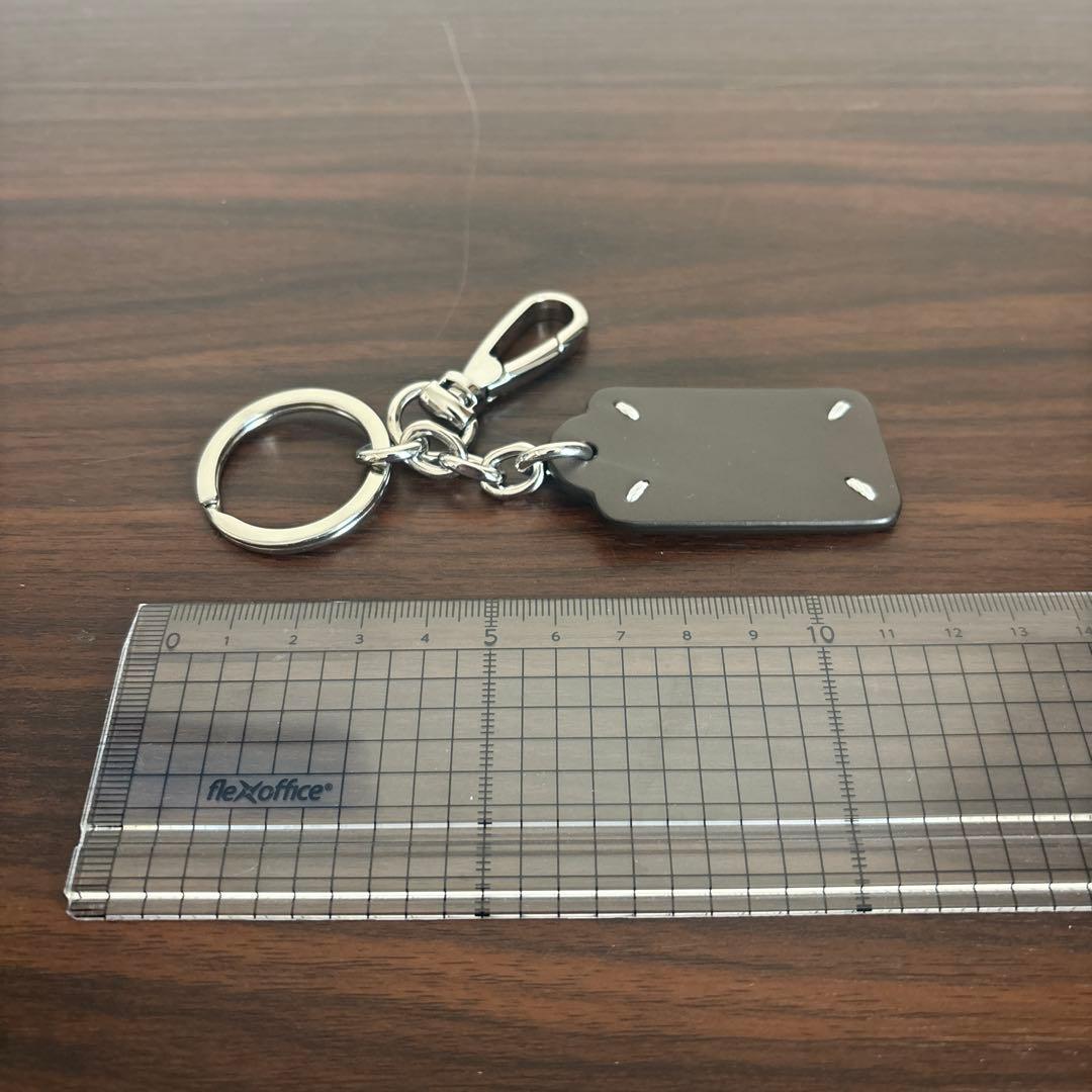 papico.様】メゾン マルジェラ 4ステッチ レザー キーホルダー - メルカリ