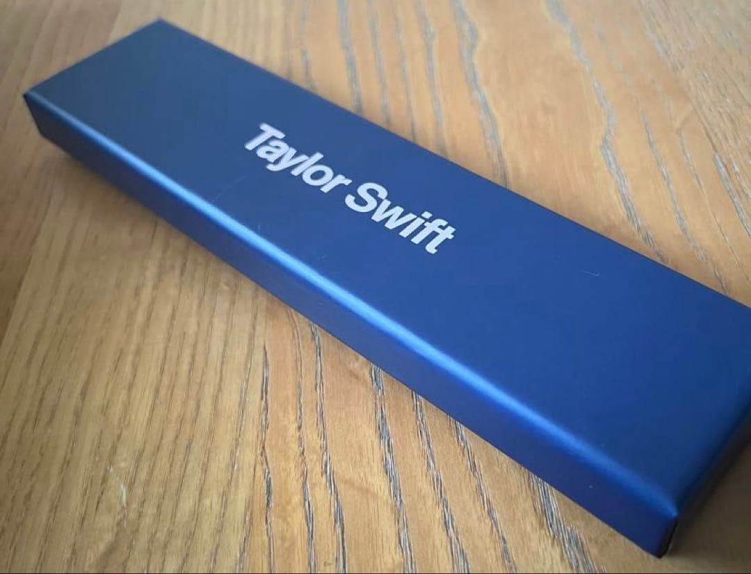 テイラー・スウィフト The Eras Tour 公式グッズ ブレスレット