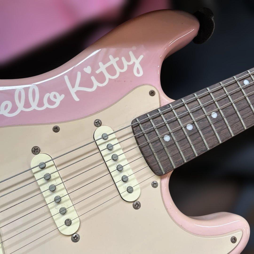 スクワイヤー Hello Kitty エレキギター