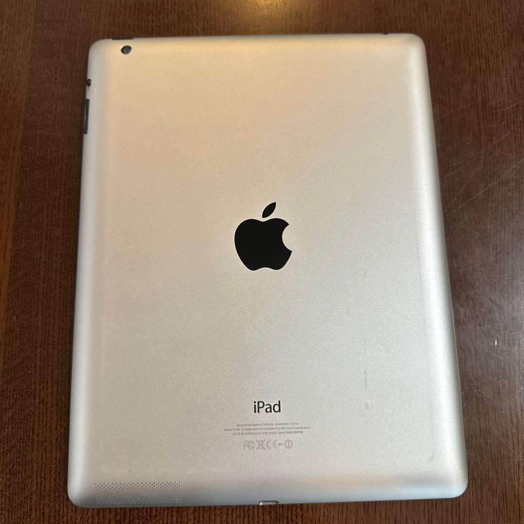 Apple iPad シルバー 本体 - メルカリ