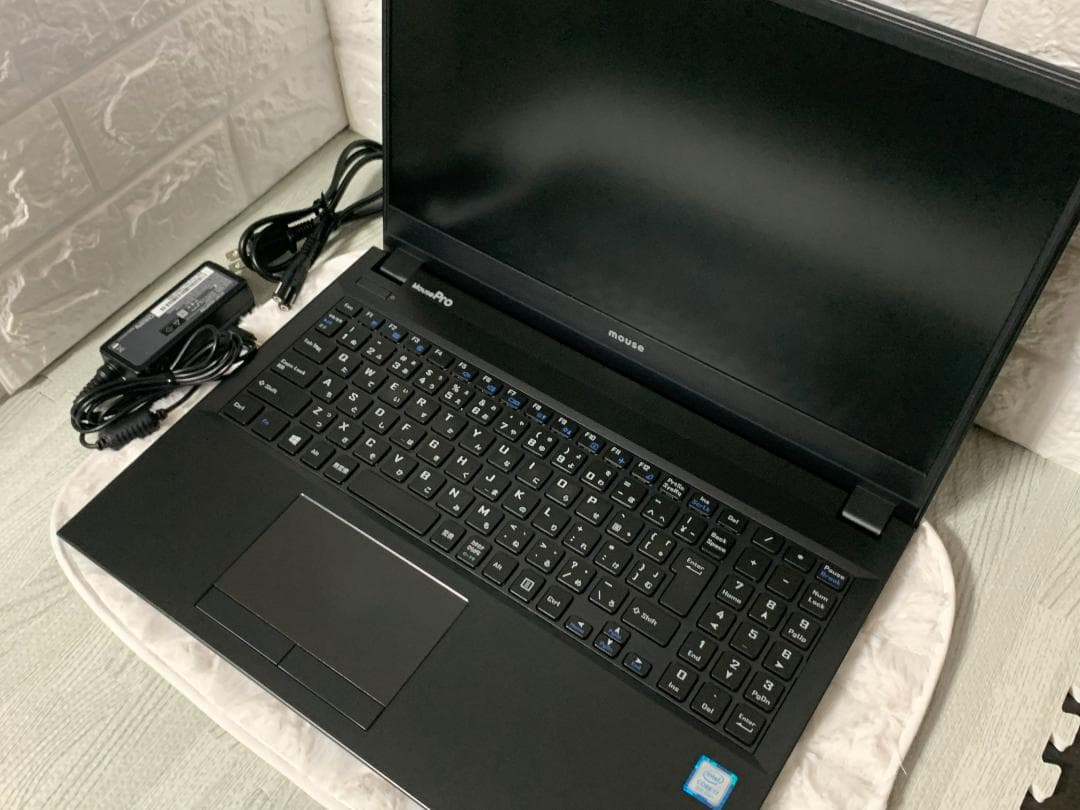 MousePro NB510Z – i7-8565U 第8世代 8GB,SSD - メルカリ