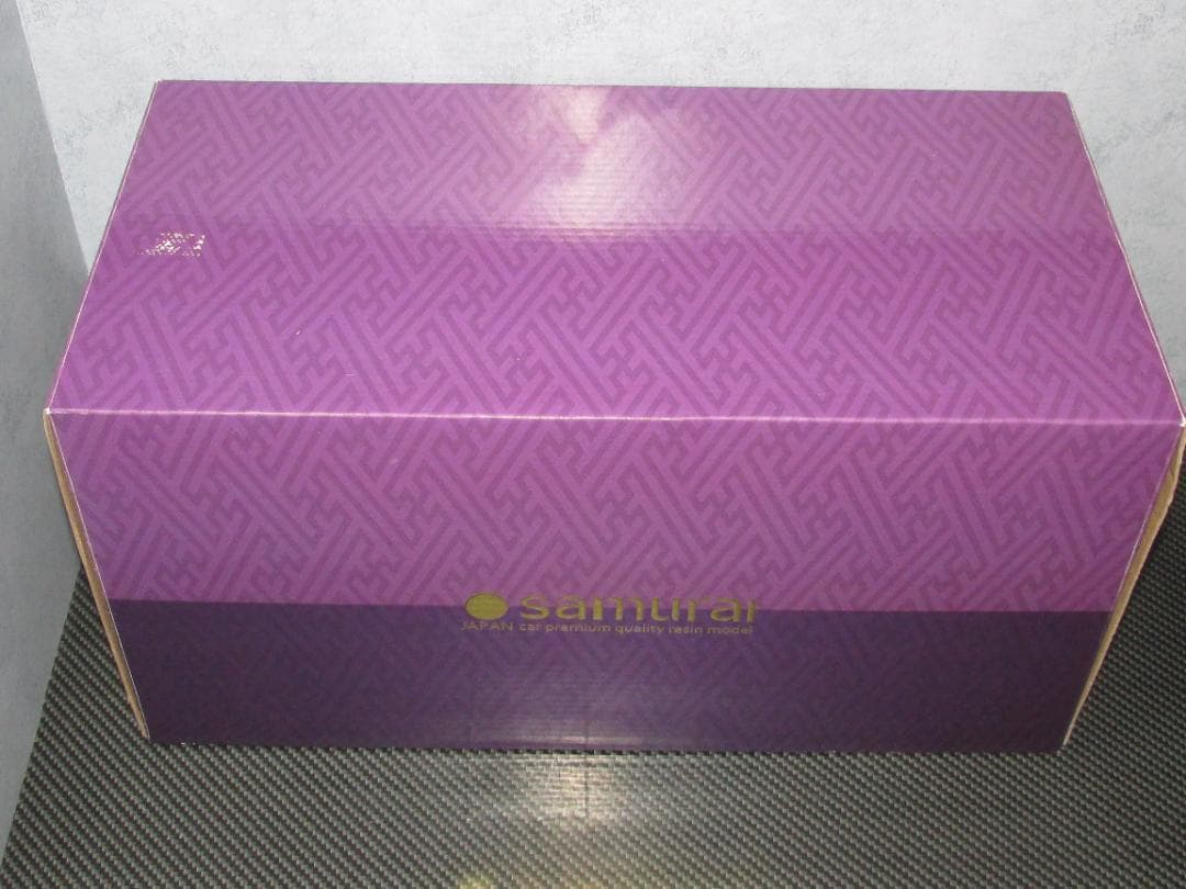 1/18京商 SAMURAI トヨタ ヴェルファイア 3.5ZA Gエディション