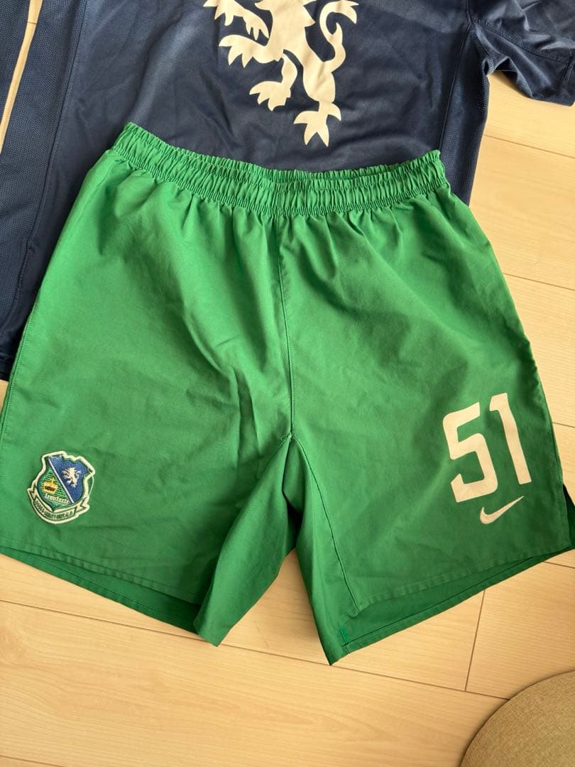 美品)大阪産業大学附属高等学校サッカー部 ユニフォーム/練習着 5点