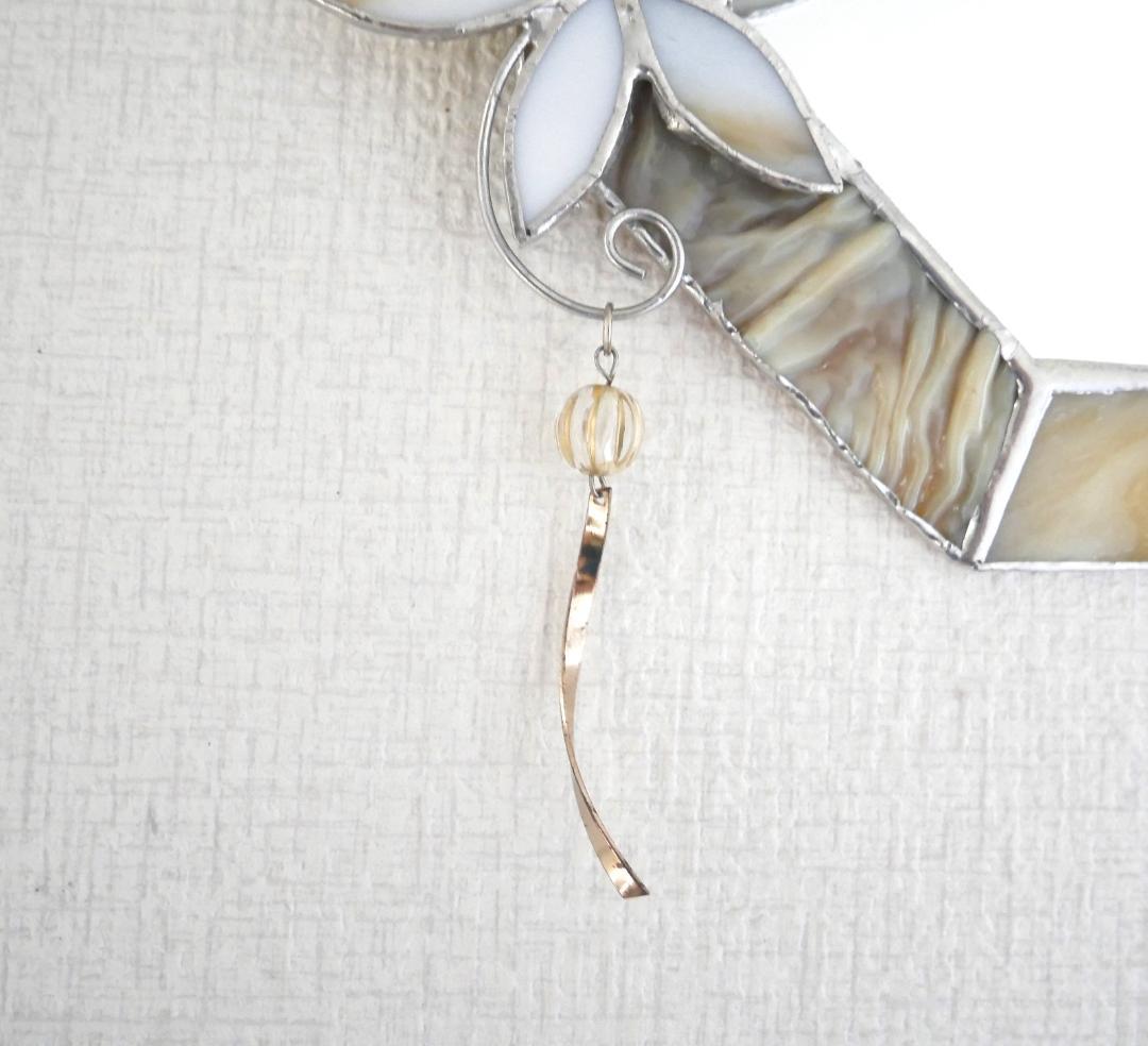 ✴︎:.。.ベージュの八角形鏡♪ （size20/max22）ステンドグラス