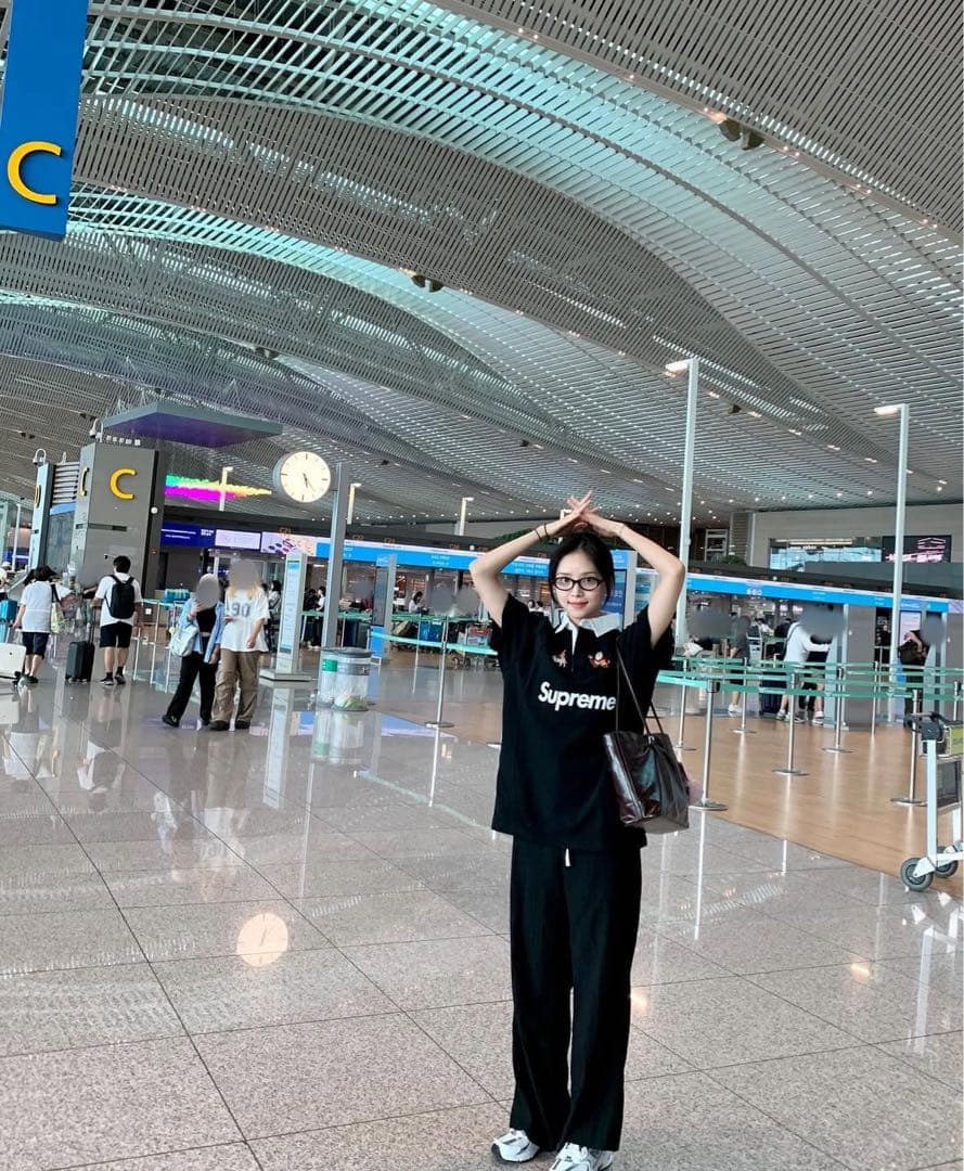 アイアム 希少Sサイズ ‼️Supreme S/S Rugby Black Supreme S S Rugby (SS24) - $118