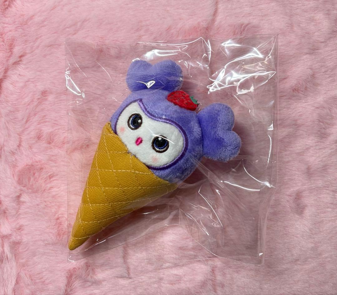 TWICE LOVELYS アイス ぬいぐるみ バッチ サナ サブリー TWICE サナ サブリー ぬいぐるみ celebrate - メルカリ