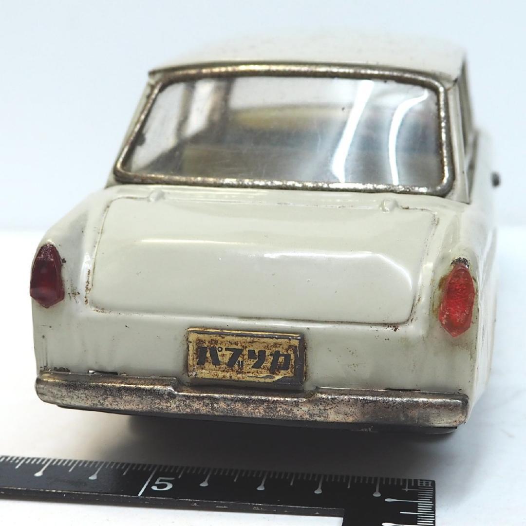 萬代屋【トヨタ パブリカ 白ホイルキャップ交換】ブリキtin toy car箱無