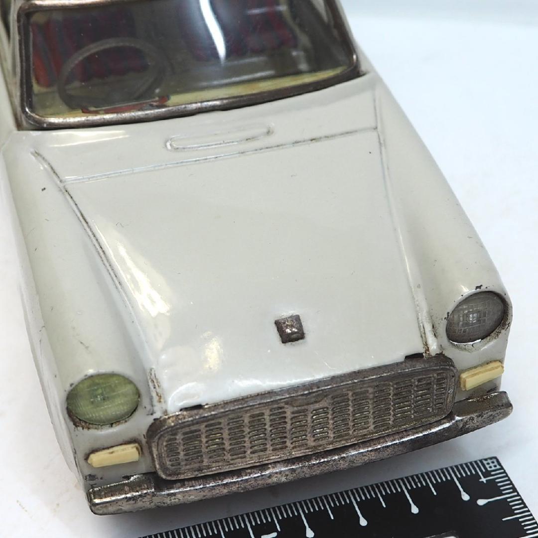 萬代屋【トヨタ パブリカ 白ホイルキャップ交換】ブリキtin toy car箱無