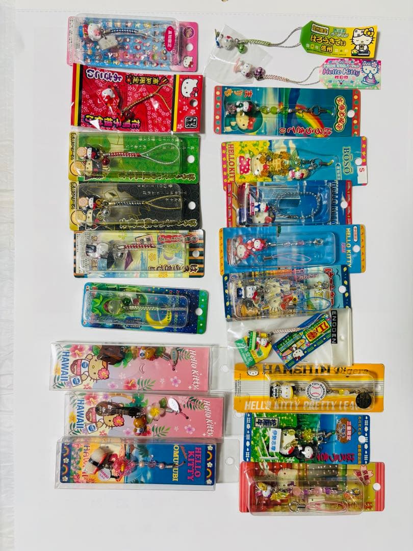 ハローキティ　ご当地キティ　ストラップ　208個セット売り　根付け