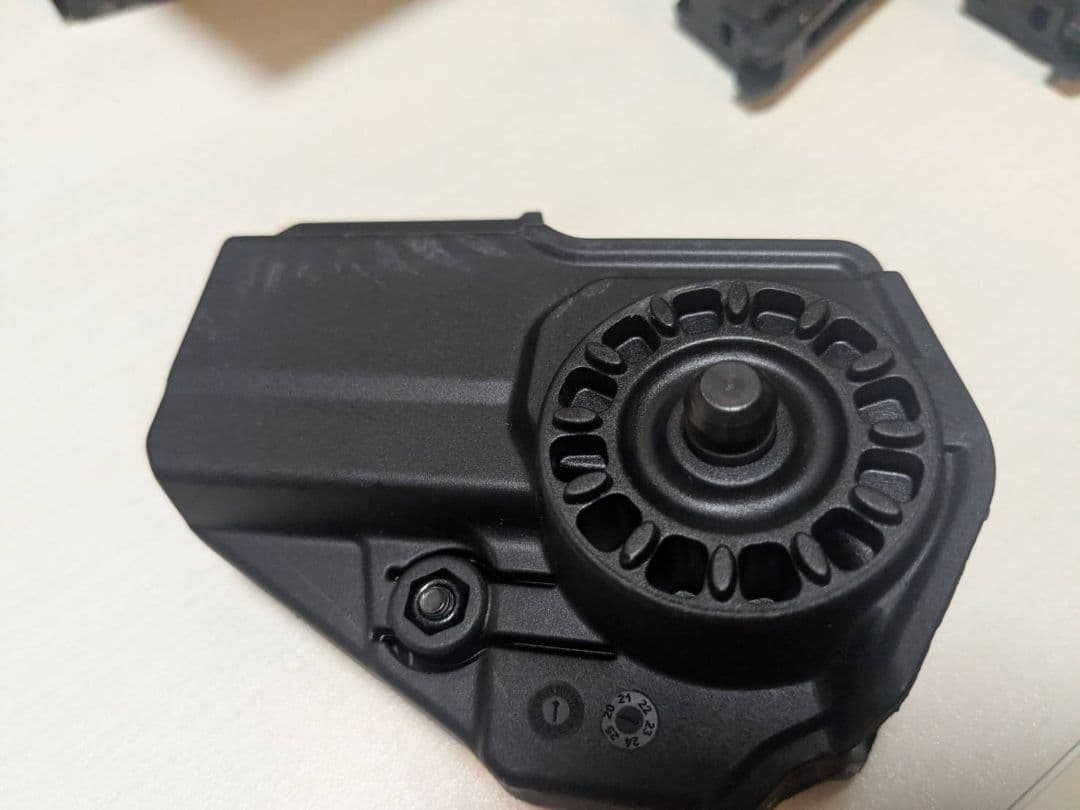 東京マルイ　ハイキャパ5.1　ガスブローバック　予備マガジン　ホルスター付