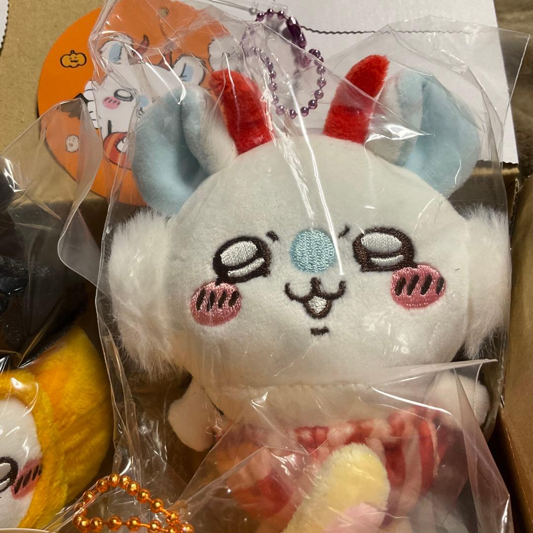 ちいかわ 仮装たのしい～！マスコット　カボチャなうさぎ　モモンガ　ハロウィン3点