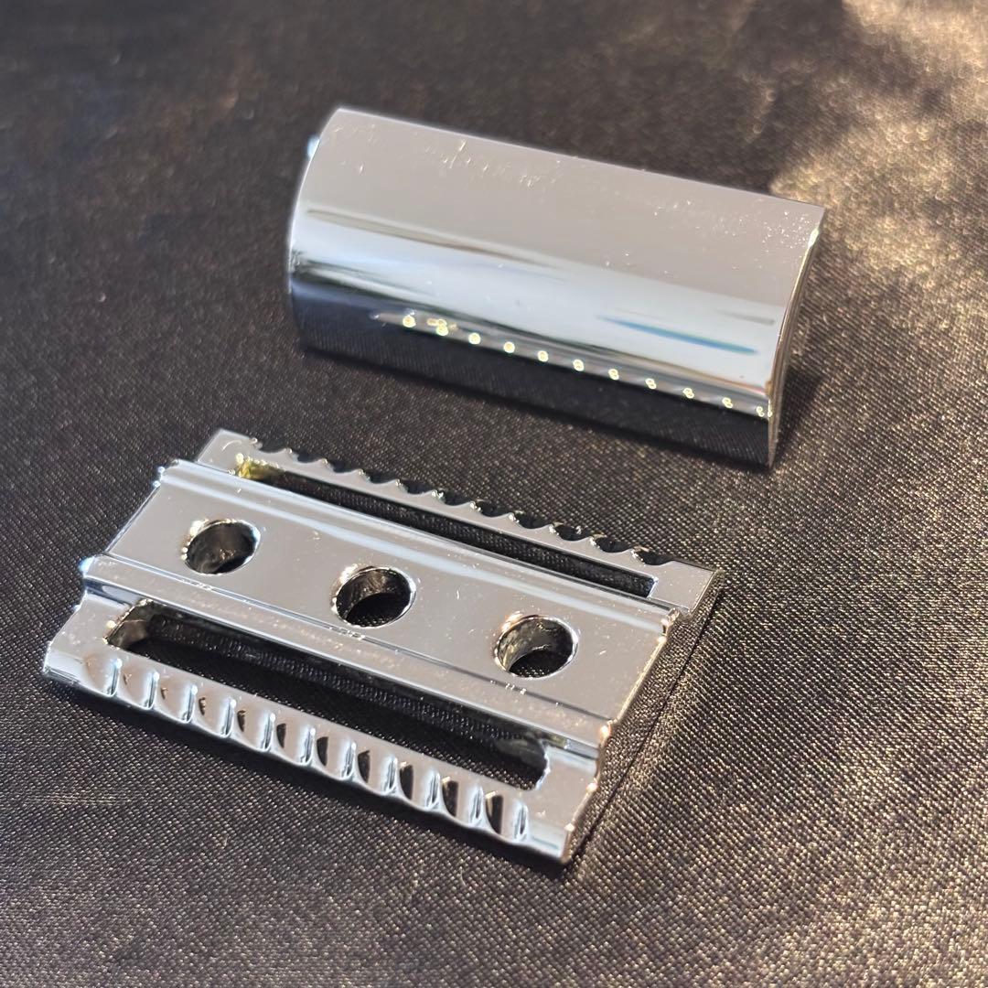 日本未発売•稀少]Muhle SOPHIST アイアンウッド 両刃カミソリ - メルカリ