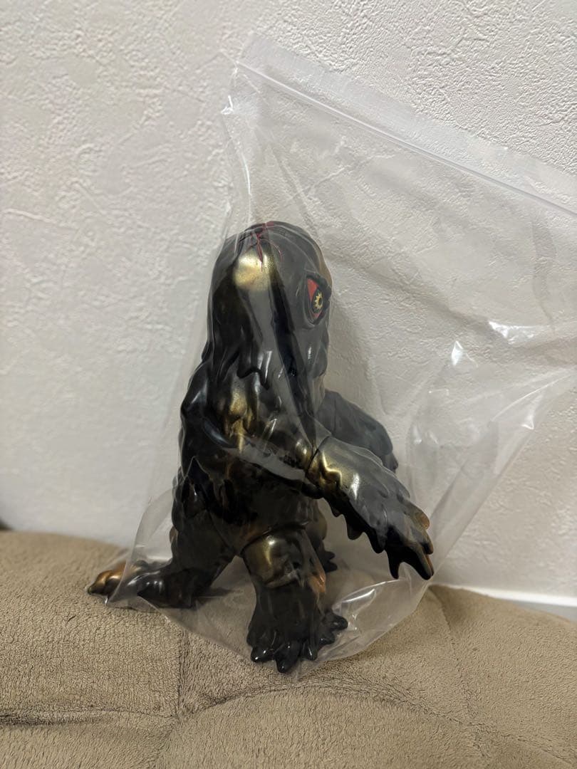 マルサン 世紀の大怪獣 ヘドラ 350 黒 金 赤