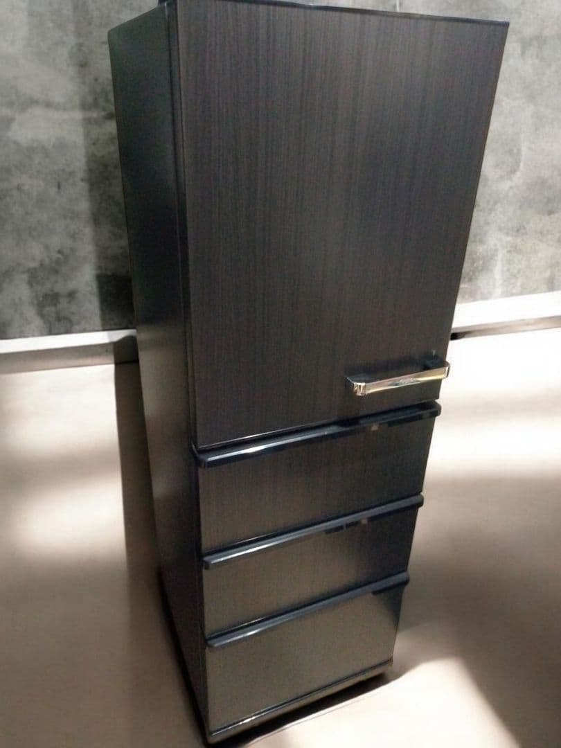 美品 AQUA ノンフロン冷凍冷蔵庫 2024製368L 木目調 AQUA（アクア）】インテリアにもなる木目調の512Lの大型冷蔵庫（AQR