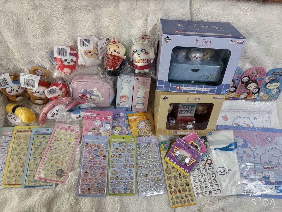 ちいかわ　まとめ売り　ボンボンドロップシール　正規品　おはじきシール　マスコット ボンボンドロップシール（全4種） | ちいかわマーケット 公式グッズ