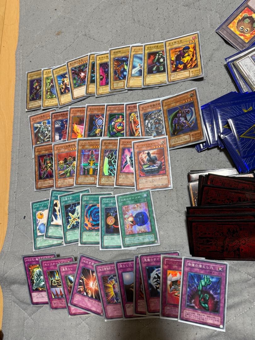 遊戯王OCG デュエルモンスターズ トレーディングカードセット