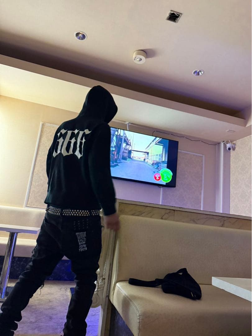 yvng patra着用 seen better days 666 パーカー - メルカリ