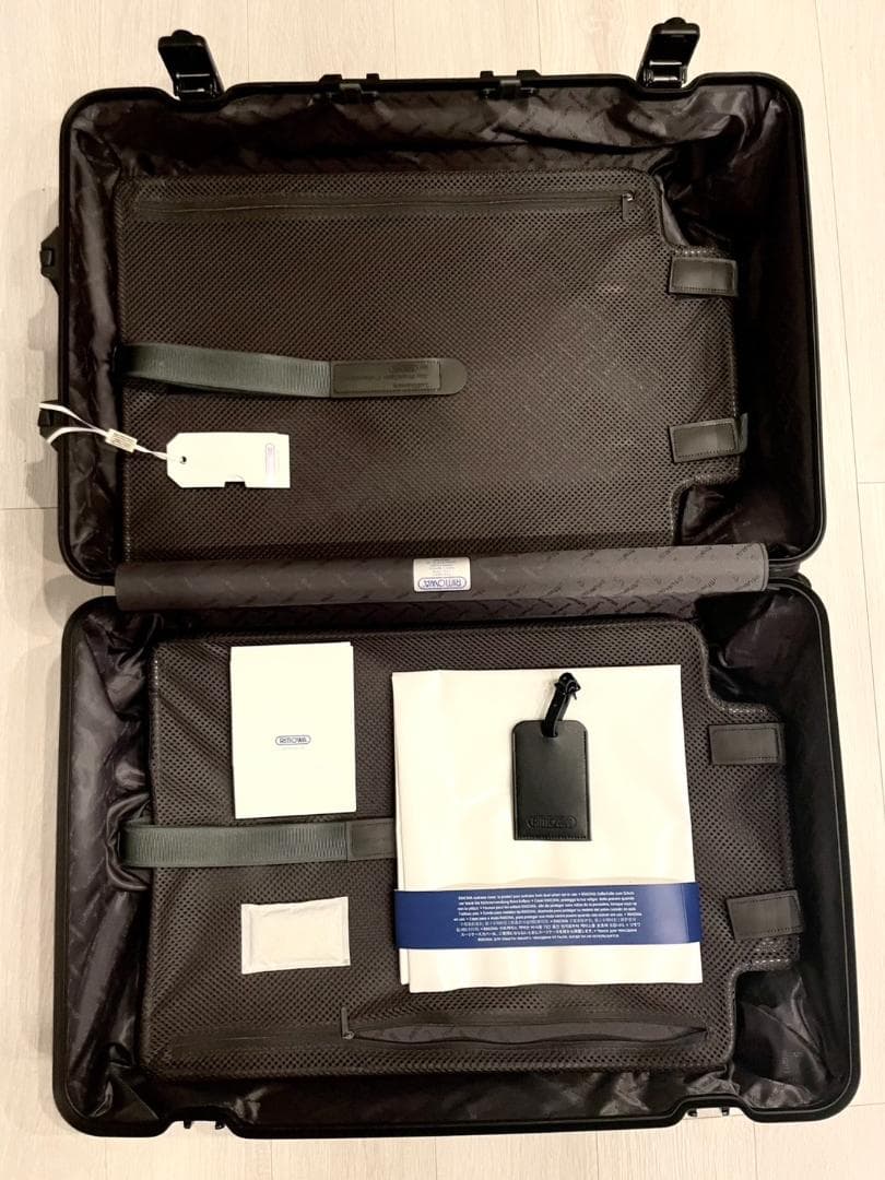 新品未使用】RIMOWA リモワ ルフトハンザ限定 トパーズ ステルス 64L