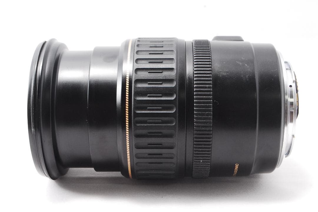 ✨美品✨万能レンズ✨Canon EF 28-135mm F3.5-5.6 IS