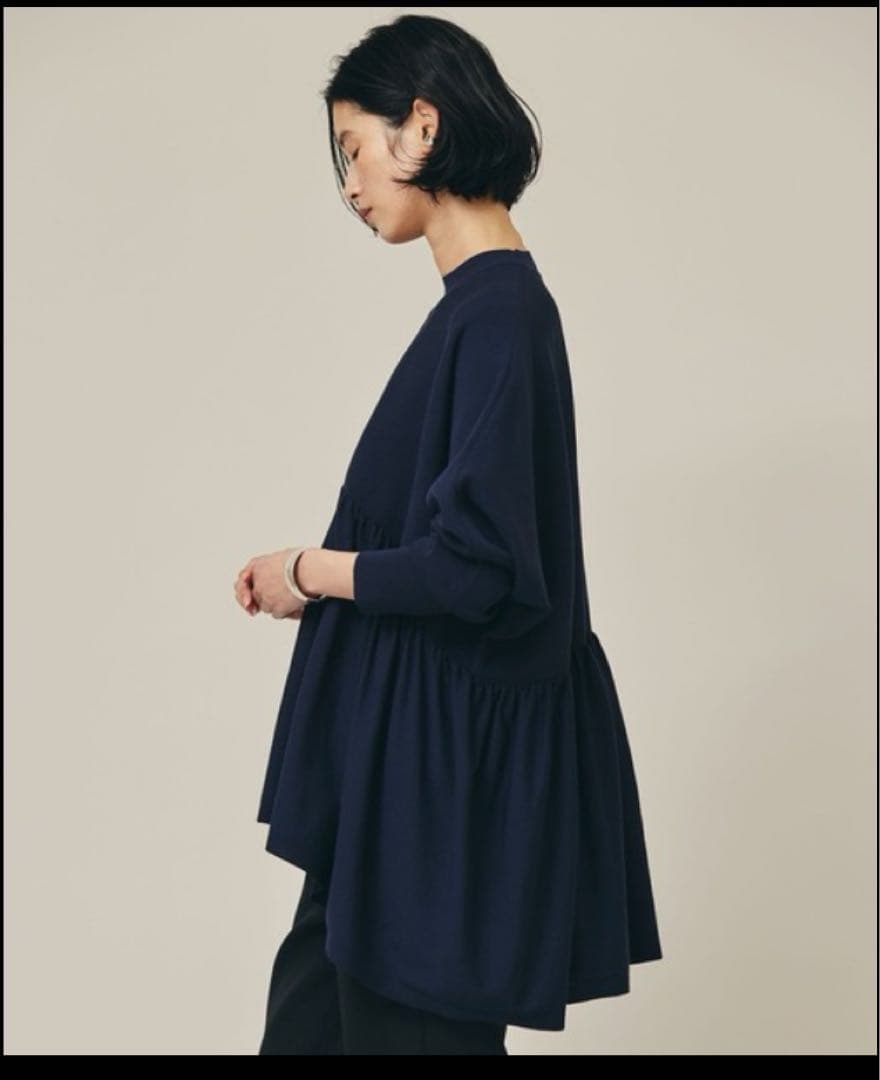 新品】カレンソロジー テンセルポリエステルギャザープルオーバー