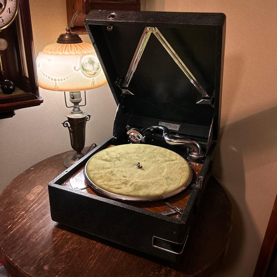 １９３０年代のコロムビア蓄音機、動品