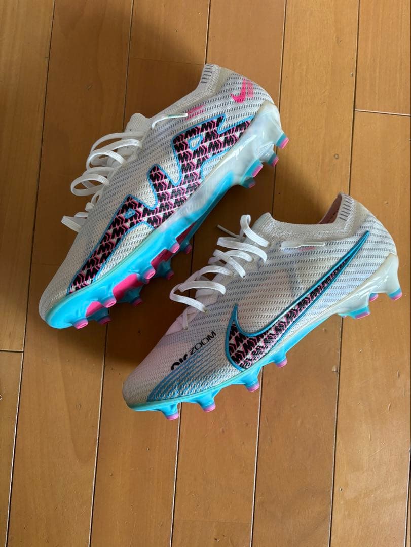 NIKE Zoomマーキュリアル ヴェイパー15エリート AG 25.5cm