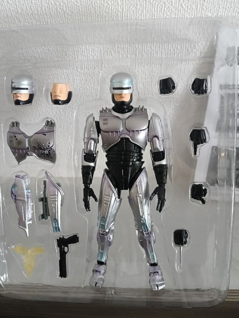 初回生産版　MAFEX　マフェックス　ロボコップ　フィギュア　メディコムトイ