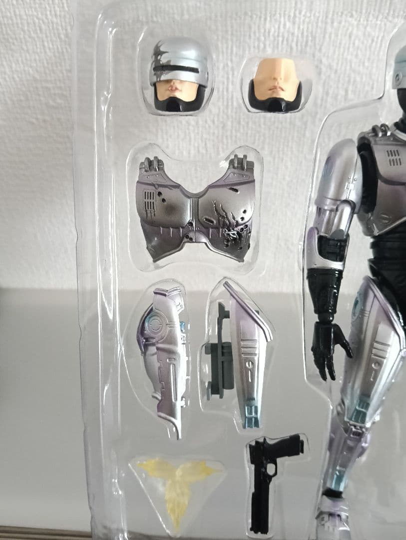 初回生産版　MAFEX　マフェックス　ロボコップ　フィギュア　メディコムトイ